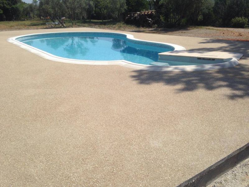 piscine beton lave